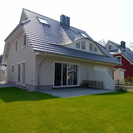 Wiesenstrasse 69c Haus Silbermoewe * Zingst